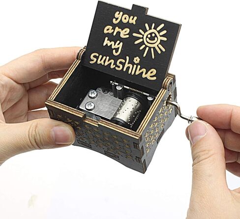 أنت صناديق موسيقى Sunshine الخاصة بي ، والليزر المنقوش خو intage الخشبية. in Saudi Arabia