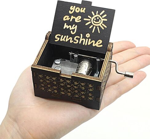 أنت صناديق موسيقى Sunshine الخاصة بي ، والليزر المنقوش خو intage الخشبية. in Saudi Arabia