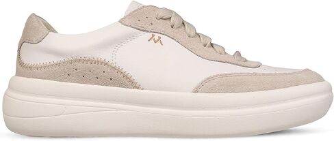 حذاء رياضي نسائي من Mykos Nyla Suede برباط - نعل خارجي مبطن من مادة EVA - حذاء سفر أنيق ومريح للارتداء طوال اليوم in Kuwait