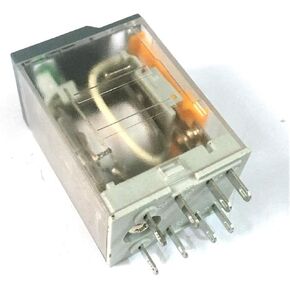 مرحل كهربائي مصغر مع LED RXM2A 2CO 12A 12 VDC-110 VDC 24 VAC-230 VAC الملف اللولبي (RXM2AB2FD 110DC) in Kuwait