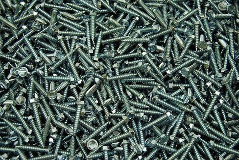 (1000) Zip Screws 10 x 1 Self-Piercing Hex Washer Head Sheet Metal in Saudi Arabia