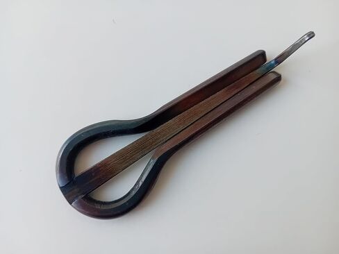 Jaw Harp - العميق، الصلب، مزورة. درجة عالمية، 85 ملم (3,3 بوصة). نغمة منخفضة. in Kuwait