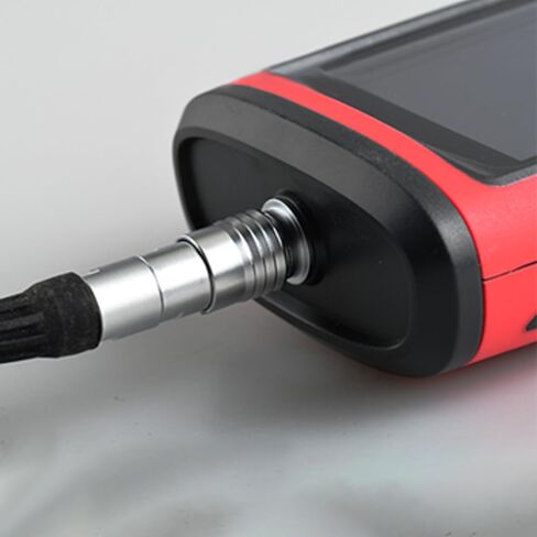 مقياس اهتزاز احترافي، مقياس اهتزاز محمول من الدرجة الصناعية مع تخزين البيانات، تصدير الكمبيوتر/USB، نطاق تردد واسع (0.1-10 كيلو هرتز) لتشخيص الآلات in Kuwait