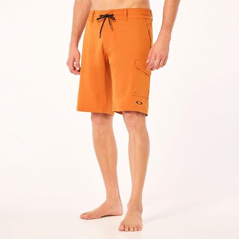 Oakley Men's Cruiser Cargo 21 Recycled Hybrid Short in Saudi Arabia