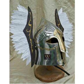 خوذة الفايكنج خوذة نافورة جوندور درع مع خوذة محارب الفايكنج الجناح in Kuwait