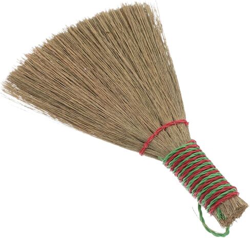OUNONA Natural Corn Broom with Handle Small Whisk Broom for Indoor Cleaning Soft Bristles for Furniture and Bed Compact Straw Cleaning Brush for Home Use in Saudi Arabia