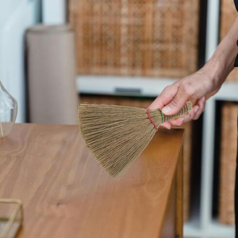 OUNONA Natural Corn Broom with Handle Small Whisk Broom for Indoor Cleaning Soft Bristles for Furniture and Bed Compact Straw Cleaning Brush for Home Use in Saudi Arabia