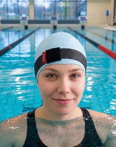 غطاء حماية لغطاء السباحة بمقبض مطاطي 360°™ من DryDive - حماية الأذن للشعر والسباحين من SnakeStrap™ in Kuwait