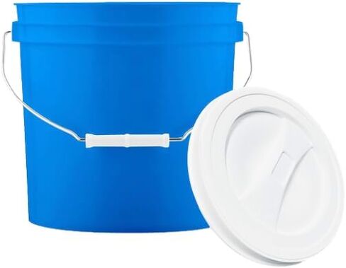 حاوية دلو من House Naturals سعة 2 جالون من الدرجة الغذائية خالية من مادة BPA مصنوعة في الولايات المتحدة الأمريكية مع غطاء لولبي (عبوة من قطعتين) in Kuwait