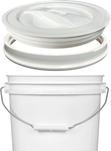 حاوية دلو من House Naturals سعة 2 جالون من الدرجة الغذائية خالية من مادة BPA مصنوعة في الولايات المتحدة الأمريكية مع غطاء لولبي (عبوة من قطعتين) in Kuwait
