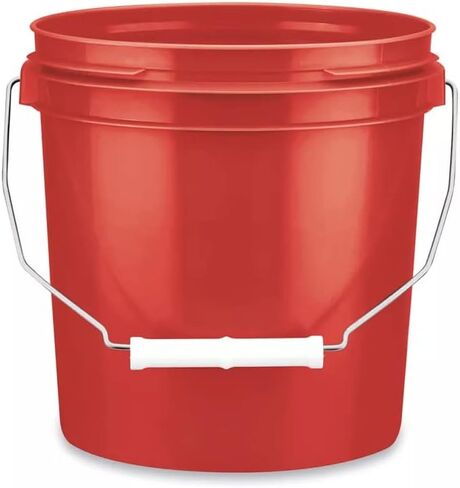 دلو بلاستيكي سعة 1 جالون من هاوس ناتشورالز، درجة طعام خالية من مادة BPA مع غطاء بلونين (عبوة من 6 قطع) صنع في الولايات المتحدة الأمريكية in Kuwait