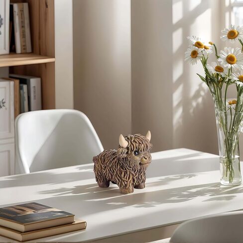 مجموعة من 2 تماثيل أبقار المرتفعات الراتنج اللطيفة لديكور المنزل، تمثال بقرة المرتفعات الاسكتلندية، هدايا لعجل العشاق، زخارف زخرفية لغرفة المعيشة، غرفة النوم، رف الكتب، الخزانات، سطح المكتب in Kuwait