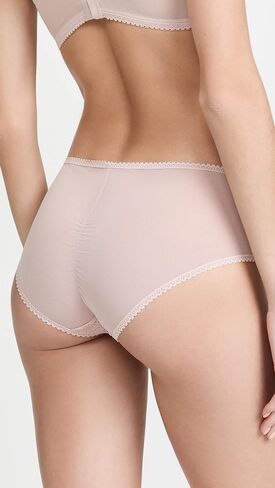 Natori Women's Imperial: Girl Brief in Saudi Arabia
