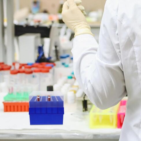 PRETYZOOM Plastic Cryovial Freezer Box with Lid for 10/15ml Tubes, 36-Slot Cryogenic Tube Rack, Vial Storage Organizer for Laboratory Freezer and Sample Management in Kuwait