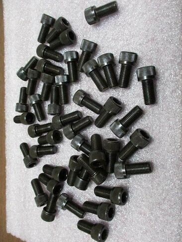 حزمة جديدة مكونة من 3/8-24 × 1 بوصة برغي غطاء رأس المقبس من سبائك الصلب Blk. أكسيد الولايات المتحدة الأمريكية 9 قطع. #2901 مجموعة متنوعة من أدوات تثبيت الأجهزة الشاملة متعددة الأغراض WnyNEH06607 in Saudi Arabia