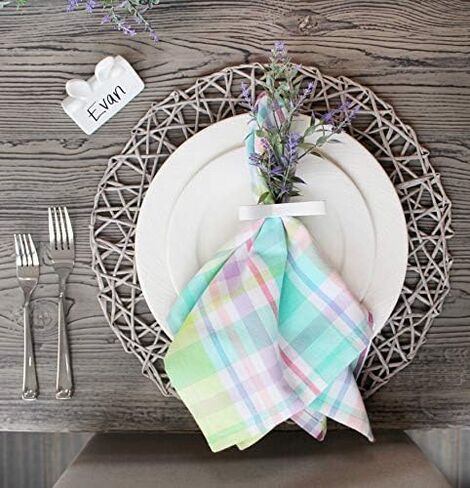 حلقات مناديل أرنب بتصميم AuldHome (مجموعة من 4)؛ حلقات منديل خشبية لأذن أرنب عيد الفصح والعطلات in Kuwait