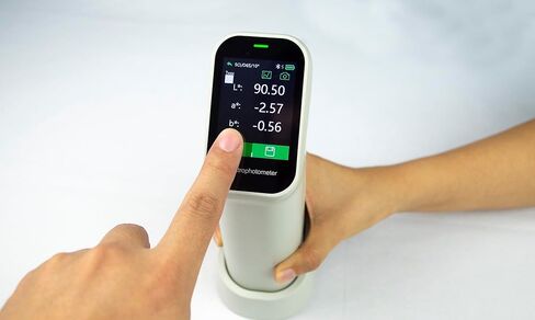 مقياس الألوان الرقمي المحمول بشاشة تعمل باللمس DS-200 جهاز اختبار محلل الألوان، الفتحة: 6 مم، D/8، SCI، RGB، Lab، الانعكاس، LCh، Hunter Lab، WI، YI، برنامج USB in Saudi Arabia