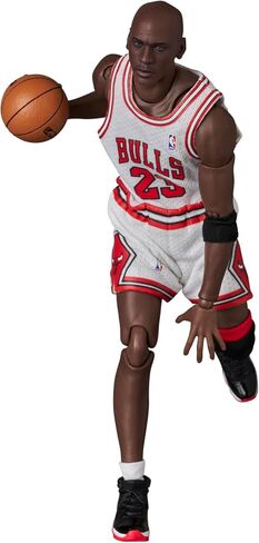 Michael Jordan (Chicago Bulls Home) MAFEX Action Figure in Saudi Arabia