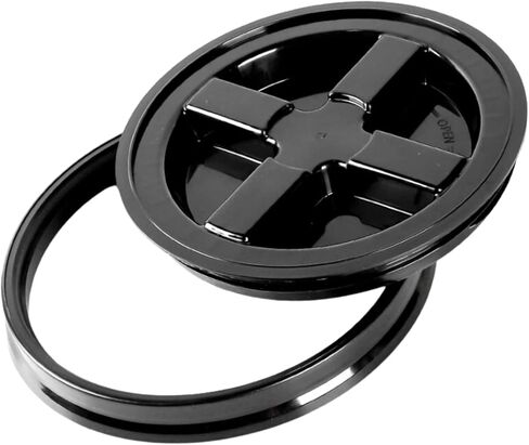 حاوية دلو من هاوس ناتشورالز سعة 7 جالون من الدرجة الغذائية الخضراء - خالية من مادة BPA - مصنوعة في الولايات المتحدة الأمريكية مع غطاء حشية برغي أسود (عبوة من قطعتين) in Kuwait