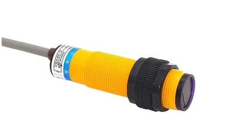 E3F-DS20P1 20cm Adjustable PNP NO Three line Switch Sensor(E3F-DS20P3 PNP NO NC) in Saudi Arabia
