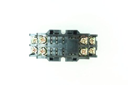 IDEC SH2B-05 Plug in Relay Socket 300V-AC 10A in Saudi Arabia