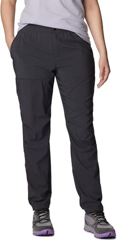 Columbia Women's Coral Ridge Pant in Saudi Arabia