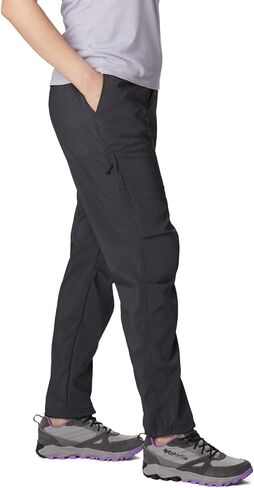 Columbia Women's Coral Ridge Pant in Saudi Arabia