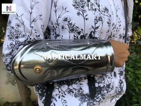 دعامات وظيفية للدرع الفارسي من العصور الوسطى in Kuwait