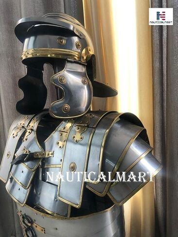 خوذة درع لوريكا سيجمينتاتا صدرية من العصور الوسطى الرومانية in Kuwait