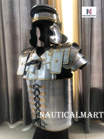 خوذة درع لوريكا سيجمينتاتا صدرية من العصور الوسطى الرومانية in Kuwait