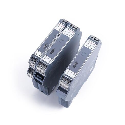 1pcs 4-20mA Converter Signal Isolation DC to DC Converter Power 18-32VDC 1in1, 1in2, 2in2, 1in4 Output(2in2,Input 1-5V,Output 1-5V) in Saudi Arabia
