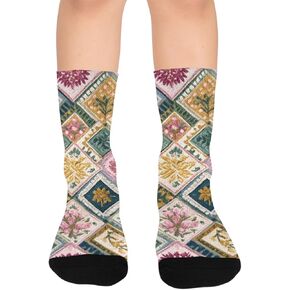 Pastel Flower Grid Hiking Socks - Toddler Boys & Girls Warm Thick Thermal Winter Crew Socks for School, Daily Wear & Outdoor Activities in Saudi Arabia