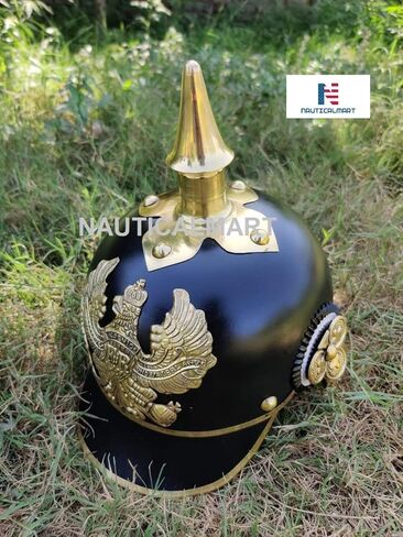 خوذة Pickelhaube الألمانية خوذة جلدية Pickelhaube الإمبراطورية البروسية in Kuwait