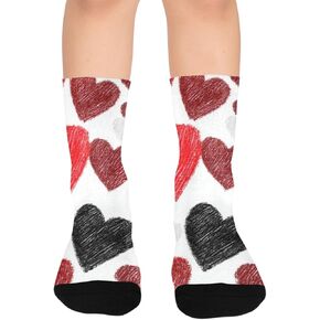 جوارب للمشي لمسافات طويلة بنمط قلوب حمراء وسوداء - جوارب شتوية حرارية سميكة دافئة للأولاد والبنات للمدرسة، والارتداء اليومي والأنشطة الخارجية in Kuwait
