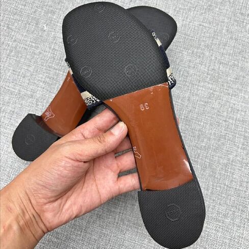 2 Pairs Shoe Repair Rubber Heels, 6 mm Thickness Anti Slip Boot Heel Cuttable Replacement Black Rubber Pad for Men's and Woman's Shoes, 3.5 x 3.7 Inch in Kuwait