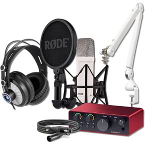 ميكروفون مكثف من سلسلة Rode NT1 Signature (أبيض) مع واجهة صوت USB من الجيل الرابع من Scarlett Solo، ذراع ذراع ميكروفون البث PSA1+ باللون الأبيض وسماعات رأس Cans50 للمراقبة in Kuwait