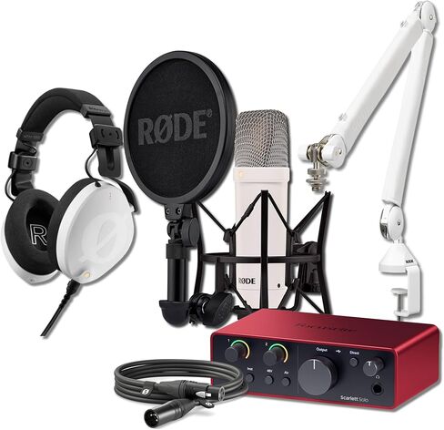 ميكروفون مكثف من سلسلة Rode NT1 Signature (أبيض) مع واجهة صوت USB من الجيل الرابع من Scarlett Solo، ذراع ذراع ميكروفون البث PSA1+ باللون الأبيض وسماعات رأس Cans50 للمراقبة in Kuwait