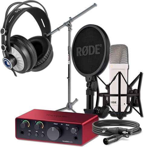 ميكروفون مكثف من سلسلة Rode NT1 Signature (أبيض) مع واجهة صوت USB من الجيل الرابع من Scarlett Solo، ذراع ذراع ميكروفون البث PSA1+ باللون الأبيض وسماعات رأس Cans50 للمراقبة in Kuwait