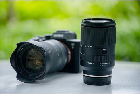 عدسة Tamron مقاس 28-200 مم f/2.8-5.6 Di III RXD (Sony E) مع تكبير واسع النطاق وفتحة f/2.8، وبطاقة Extreme PRO SDXC سعة 64 جيجابايت مع سرعة قراءة 200 ميجابايت/ثانية، وفلتر Tiffen 67 مم للأشعة فوق البنفسجية ومجموعة حقيبة ظهر للكاميرا in Kuwait