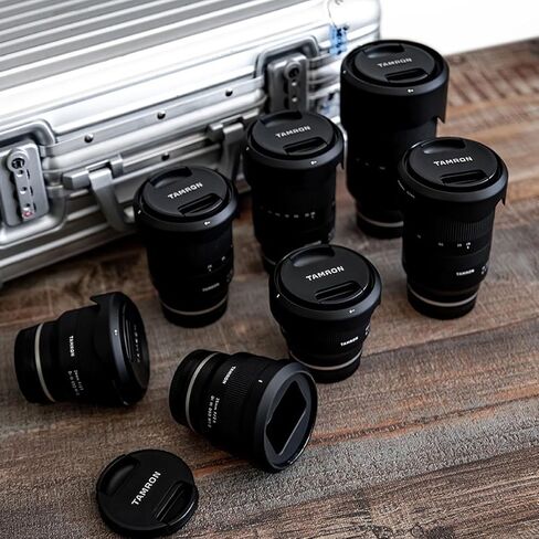 عدسة Tamron مقاس 28-200 مم f/2.8-5.6 Di III RXD (Sony E) مع تكبير واسع النطاق وفتحة f/2.8، وبطاقة Extreme PRO SDXC سعة 64 جيجابايت مع سرعة قراءة 200 ميجابايت/ثانية، وفلتر Tiffen 67 مم للأشعة فوق البنفسجية ومجموعة حقيبة ظهر للكاميرا in Kuwait