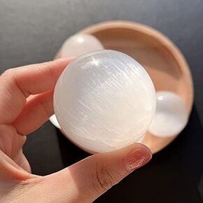1pcs White Big Selenite Crystal Ball with Decorative Wooden Stand for Meditation Fengshui Home Decors Healing Crystal Ball(60mm / 2.36 in)