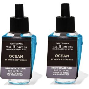 Bath and Body Works Under The Christmas Tree Wallflowers Home Fragrance Refill Bulbs - Lot of 2, Full Size