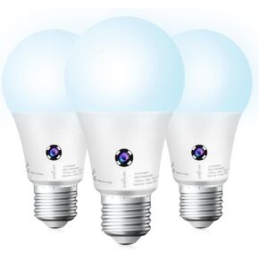 مصابيح إضاءة من الغسق إلى الفجر في الهواء الطلق، مصابيح استشعار A19 LED 4 عبوات، 3000 كلفن أبيض ناعم 1200 لومن، 75 وات يعادل 10.5 وات، قاعدة E26 أوتوماتيكية تشغيل/إيقاف مصابيح ضوئية للشرفة والمرآب in Kuwait