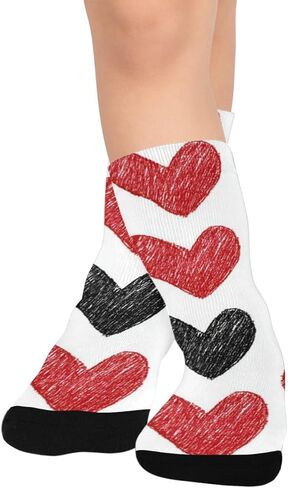جوارب للمشي لمسافات طويلة بنمط قلب أسود أحمر - جوارب شتوية حرارية سميكة دافئة للأطفال الصغار للأولاد والبنات للمدرسة، والارتداء اليومي والأنشطة الخارجية in Kuwait