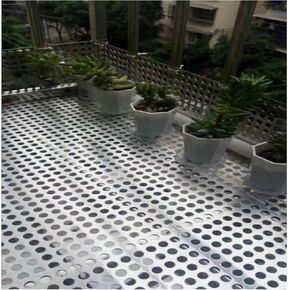 لوح مثقوب من الفولاذ المقاوم للصدأ، لوح فولاذي مثقوب 0.2/0.3/0.4/0.5/0.6x1.22m - لوح مثقوب معدني شديد التحمل، وسادات نافذة مقاومة للتسرب، سهل التركيب للاستخدام المنزلي والصناعي in Kuwait