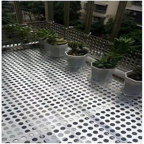 لوح مثقوب من الفولاذ المقاوم للصدأ، لوح مثقوب من الفولاذ المقاوم للصدأ - صفائح معدنية متينة، وسادات نافذة مقاومة للتسرب، سهلة التركيب للمشروعات التي تصنعها بنفسك، مثالية للتهوية ومحلول الصرف in Kuwait