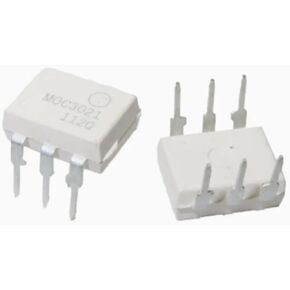 100Pcs MOC3021 DIP-6 IC in Kuwait