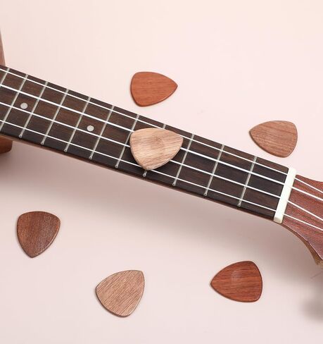 Wooden Guitar Picks, 6Pcs Bulk Guitar Picks for Guitarists, Musicians, Acoustic Guitars, Bass, Ukulele Lover in Saudi Arabia