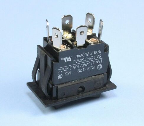 (HO #10) SCI Rocker Switch DPDT 10A 250Vac 16A 125Vac، 3/4 HP، تشغيل/إيقاف/تشغيل، تمت المحافظة عليه in Kuwait