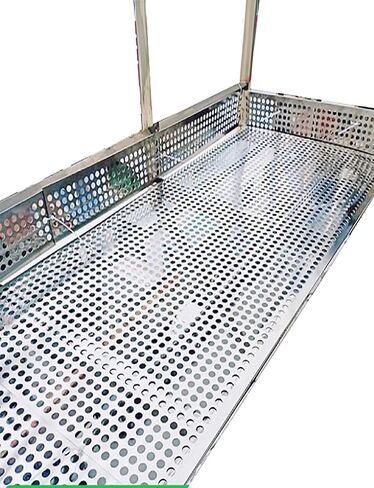 لوح مثقوب من الفولاذ المقاوم للصدأ، لوح مثقوب من الفولاذ المقاوم للصدأ، لوح شبكي متين مضاد للسقوط مع أربطة وقفازات للتعامل الآمن، تطبيقات متعددة في مشاريع البناء والمشروعات اليدوية in Kuwait